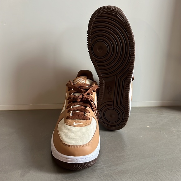 Nike Air Force 1 QS Natural, Underbrush and Acorn Sneakers - Picture 5 of 12